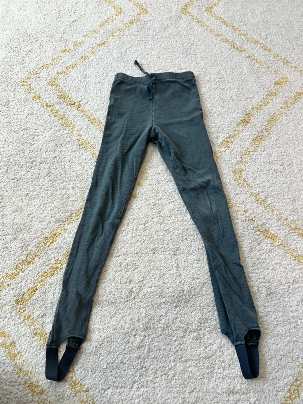 Zara Kids Olive Green Ribbed Leggings with Stirrup